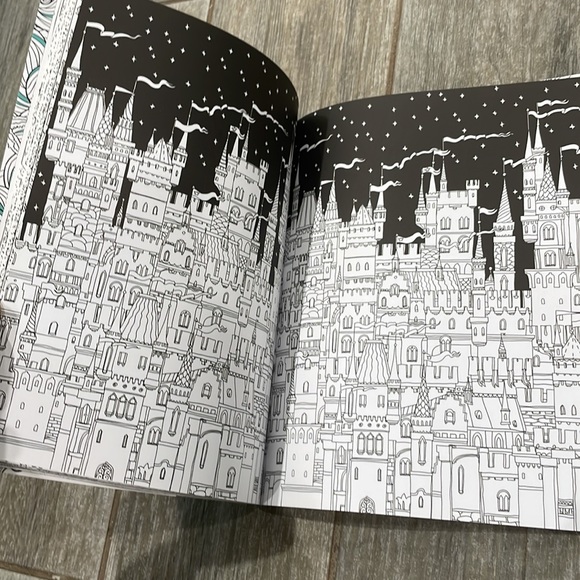 Mermaid Coloring Book - Picture 5 of 14